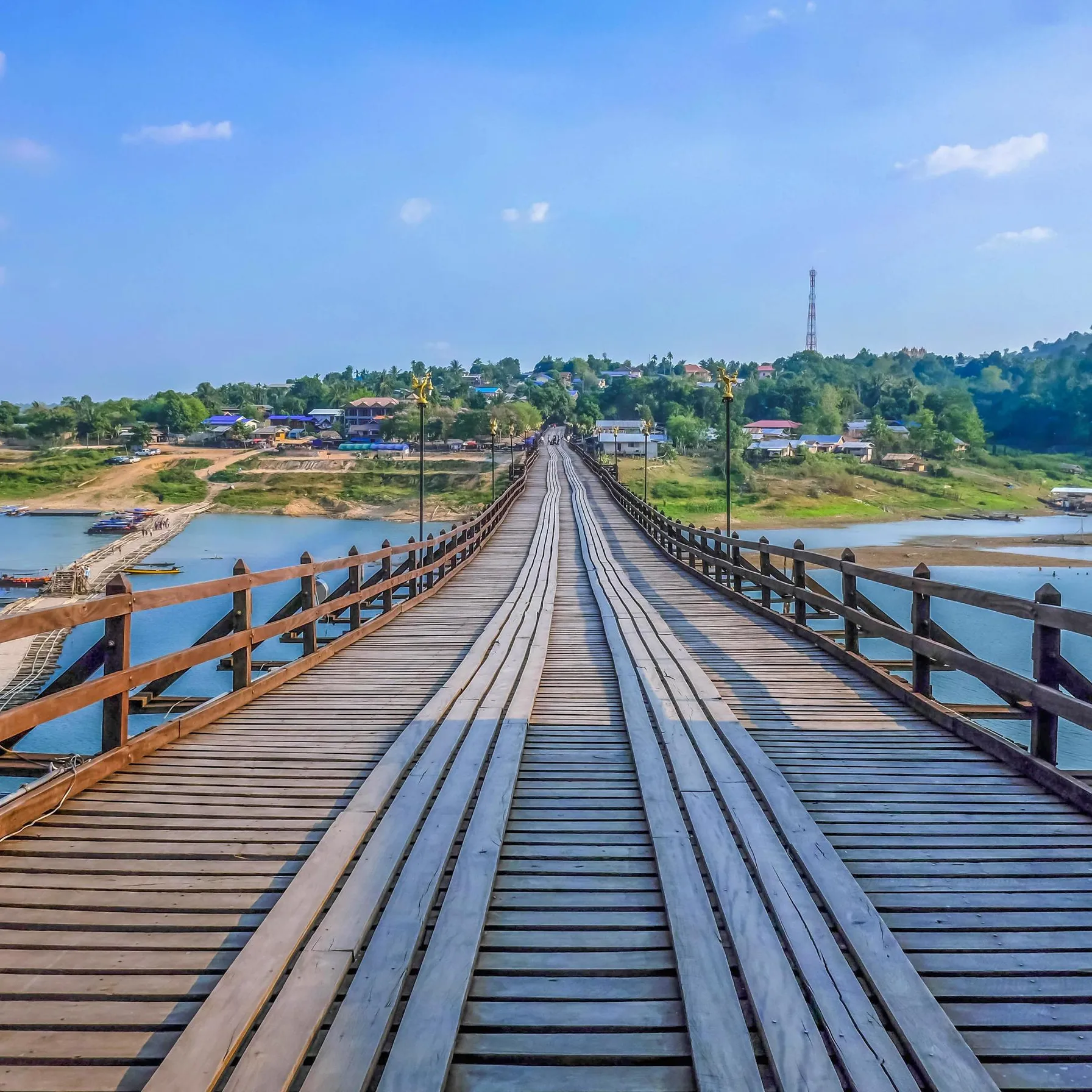 Kanchanaburi-Pilok Village-Sangklaburi